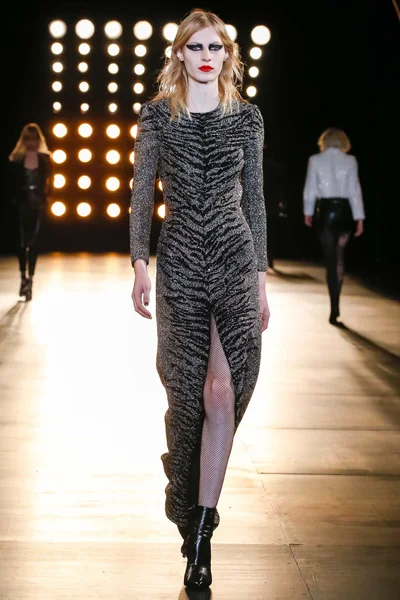 Look 8